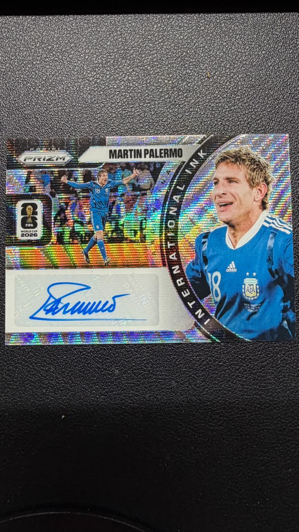 Martín Palermo 2026 Panini Prizm FIFA World Cup International Ink Wave Prizm Auto #II-MP – Argentina