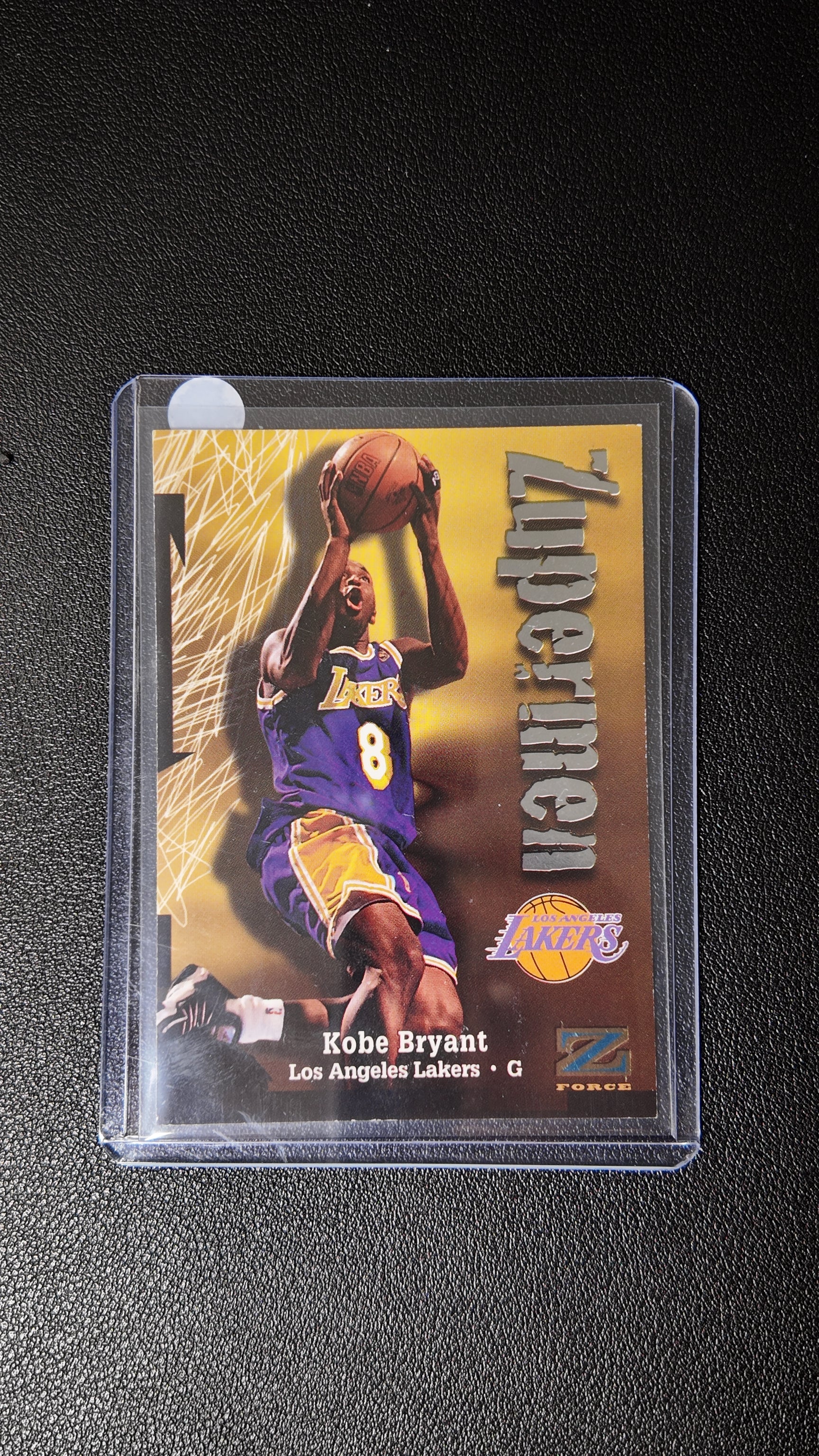 Kobe Bryant 1997-98 Z-Force Zupermen Insert – Los Angeles Lakers